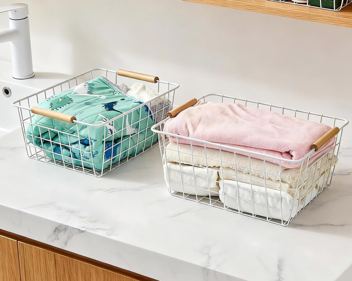 Set of 4 White Wire Pantry Baskets